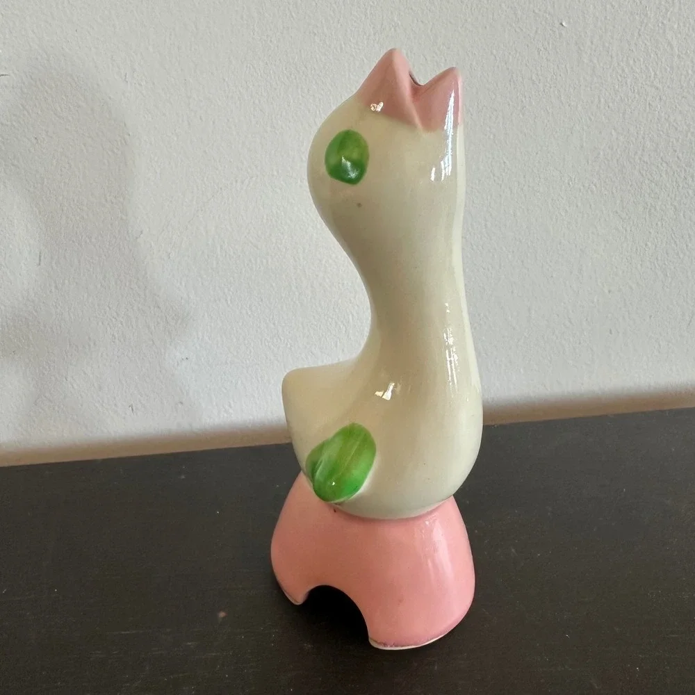 Shawnee vintage ceramic